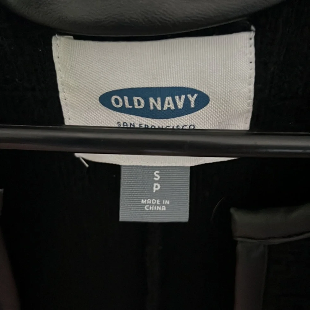 Lightly worn fall jacket - Picture 2 of 3